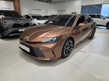 2024 Toyota Camry с пробегом 4 727 км