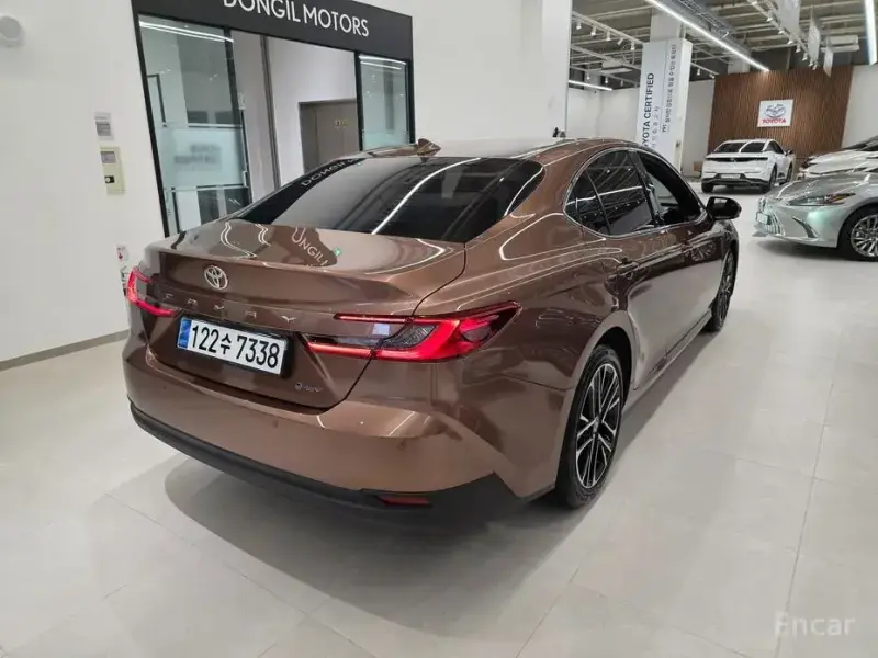 2024 Toyota Camry с пробегом 4 727 км