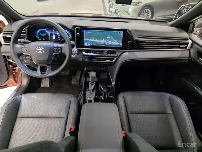 2024 Toyota Camry с пробегом 4 727 км