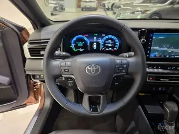2024 Toyota Camry с пробегом 4 727 км