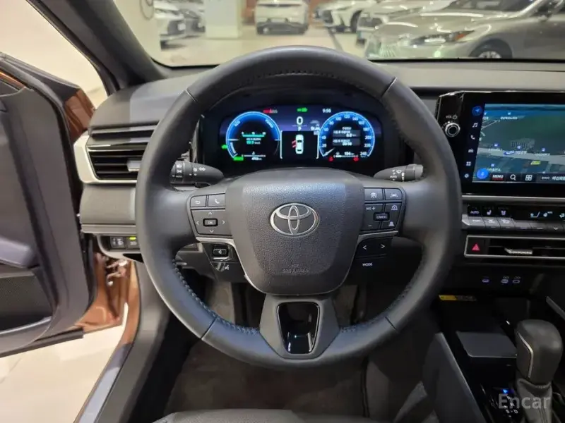 2024 Toyota Camry с пробегом 4 727 км