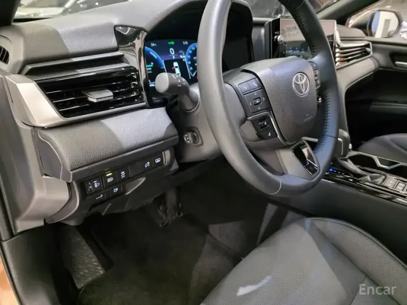 2024 Toyota Camry с пробегом 4 727 км