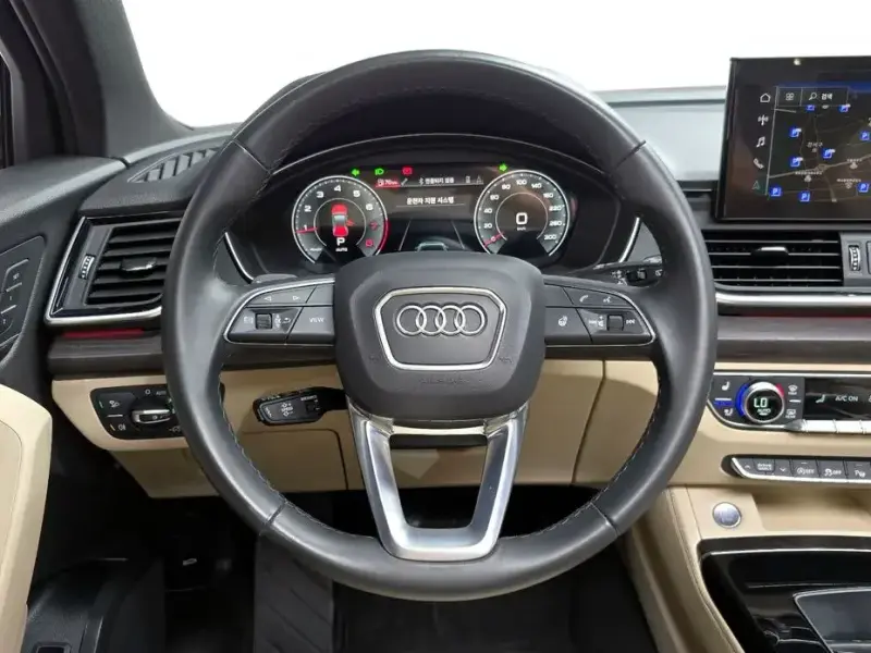 2023 Audi Q5 с пробегом 24 668 км