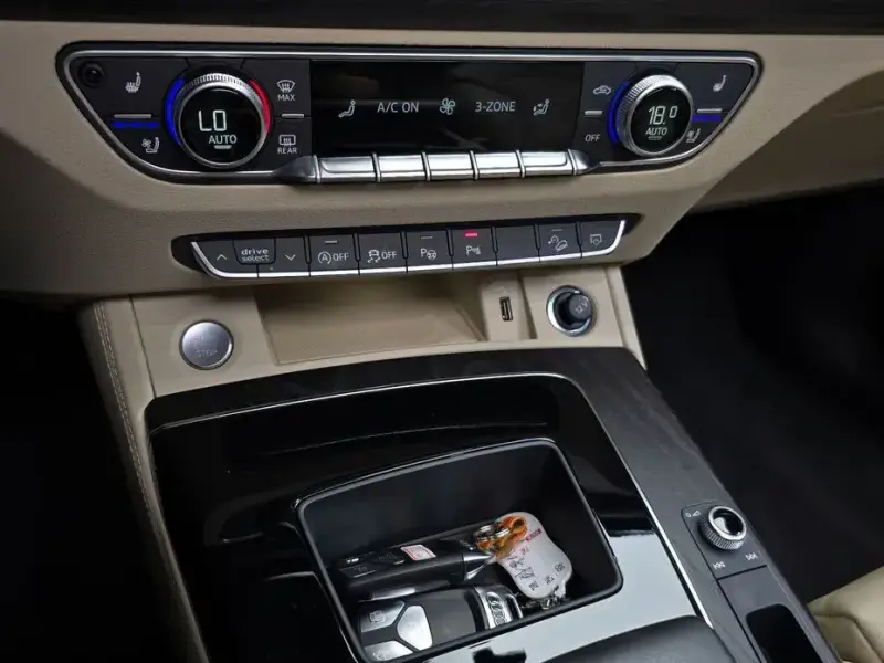 2023 Audi Q5 с пробегом 24 668 км
