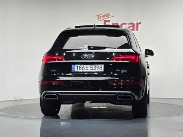 2021 Audi Q5 с пробегом 32 761 км