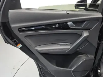 2021 Audi Q5 с пробегом 32 761 км