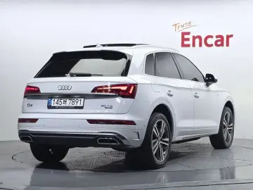 2021 Audi Q5 с пробегом 74 191 км
