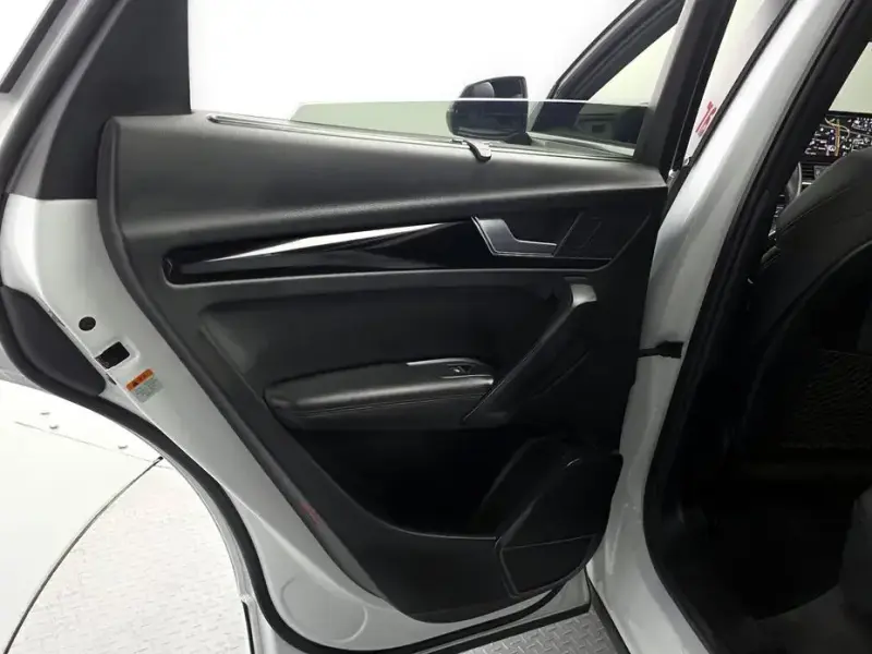 2021 Audi Q5 с пробегом 74 191 км