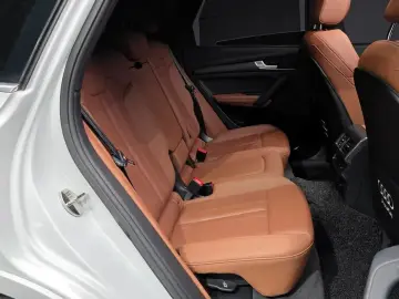 2023 Audi Q5 с пробегом 15 772 км
