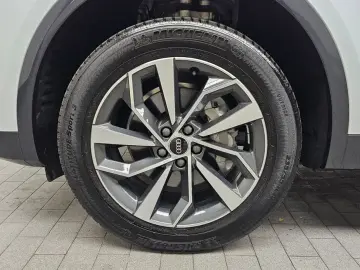 2023 Audi Q5 с пробегом 13 555 км