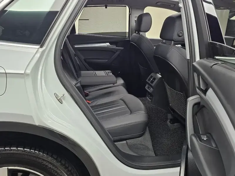 2023 Audi Q5 с пробегом 13 555 км