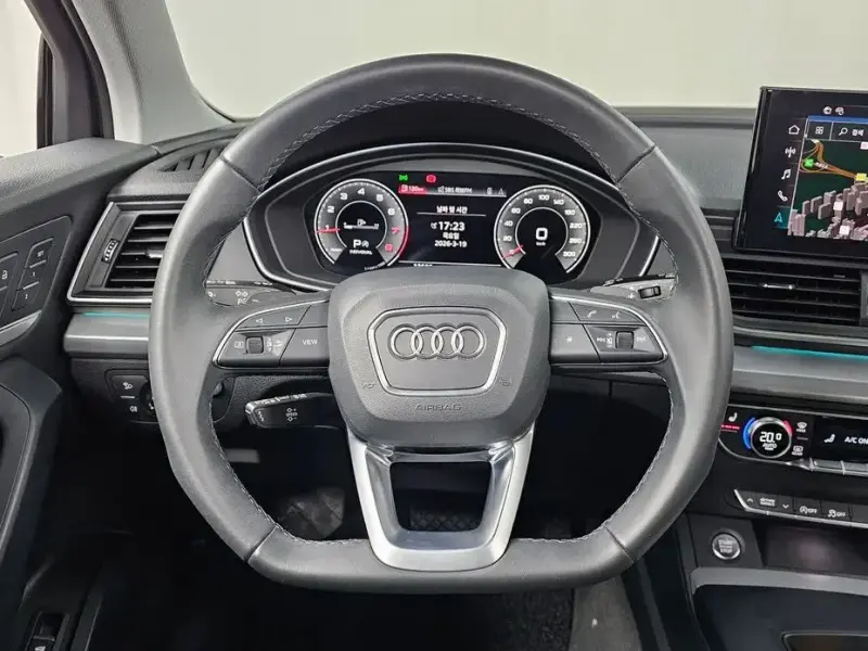 2023 Audi Q5 с пробегом 13 555 км