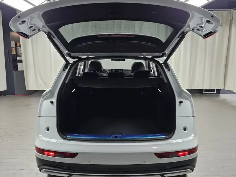 2023 Audi Q5 с пробегом 13 555 км