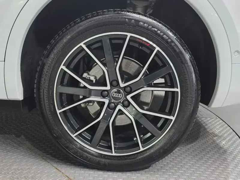 2023 Audi Q5 с пробегом 29 851 км