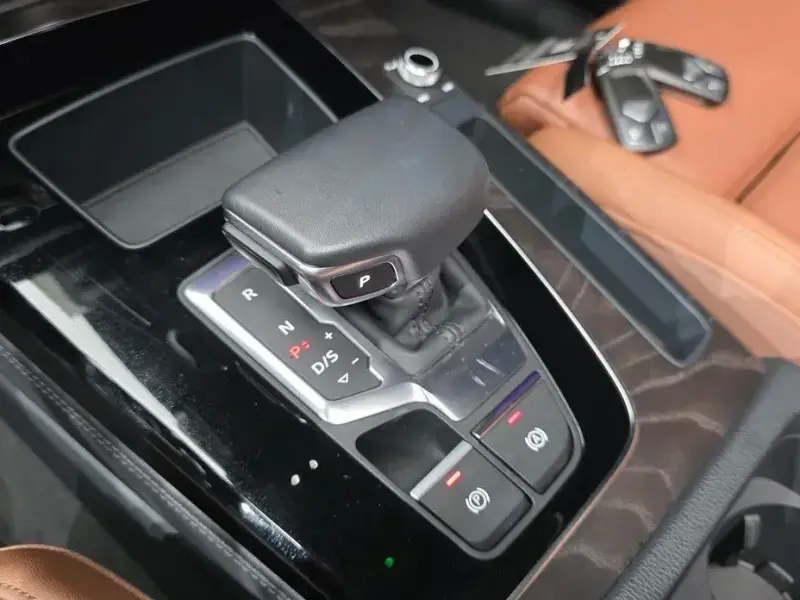 2023 Audi Q5 с пробегом 29 851 км