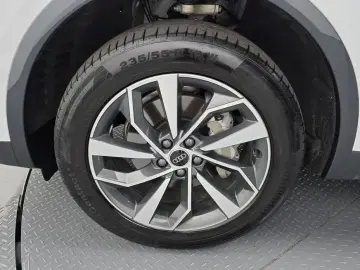 2023 Audi Q5 с пробегом 27 740 км