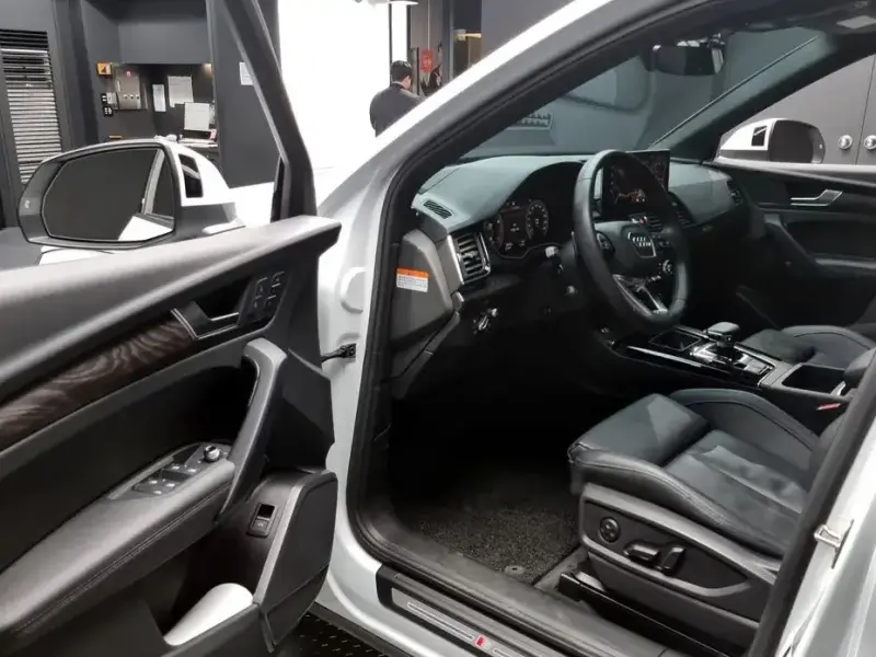 2023 Audi Q5 с пробегом 49 635 км