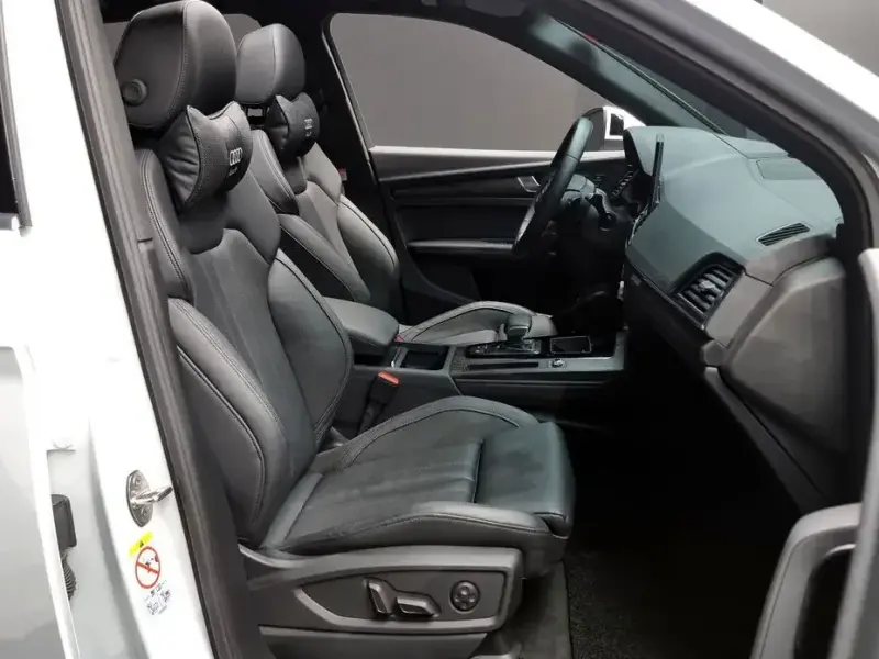 2023 Audi Q5 с пробегом 49 635 км