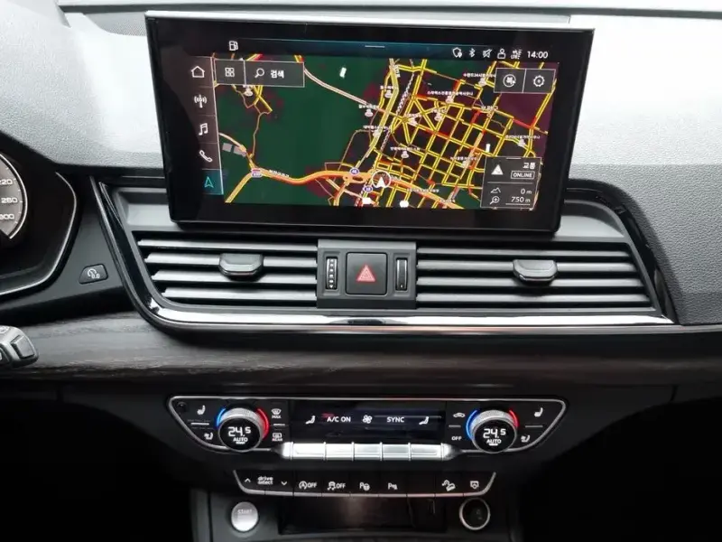 2023 Audi Q5 с пробегом 49 635 км