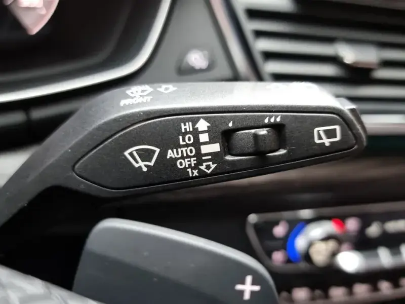 2023 Audi Q5 с пробегом 49 635 км