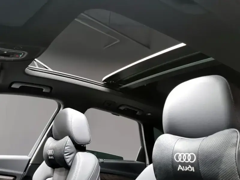 2023 Audi Q5 с пробегом 49 635 км