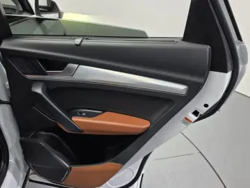 2023 Audi Q5 с пробегом 27 740 км