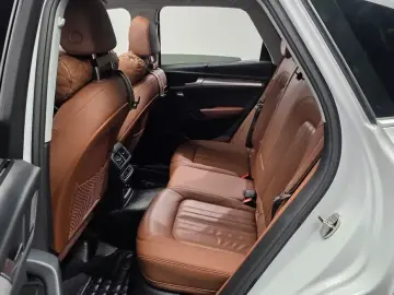 2023 Audi Q5 с пробегом 27 740 км