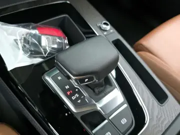2023 Audi Q5 с пробегом 45 199 км