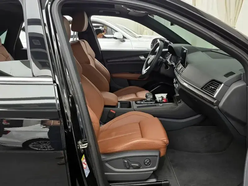 2023 Audi Q5 с пробегом 45 199 км