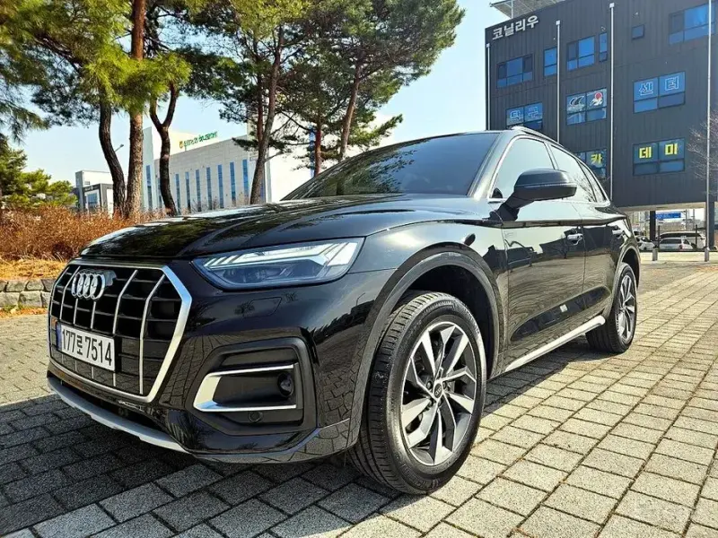 2023 Audi Q5 с пробегом 47 477 км