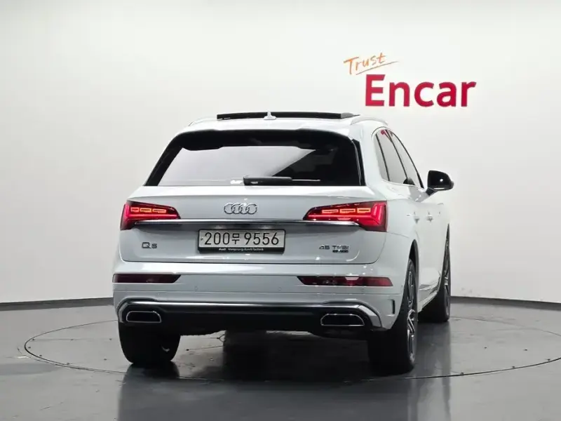2024 Audi Q5 с пробегом 8 320 км