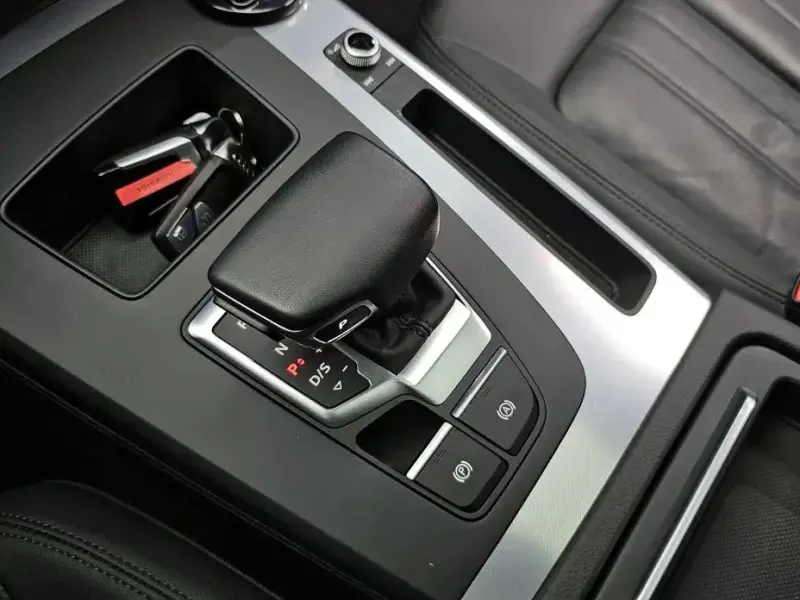 2022 Audi Q5 с пробегом 45 893 км