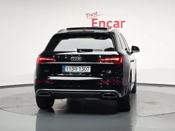 2021 Audi Q5 с пробегом 43 258 км
