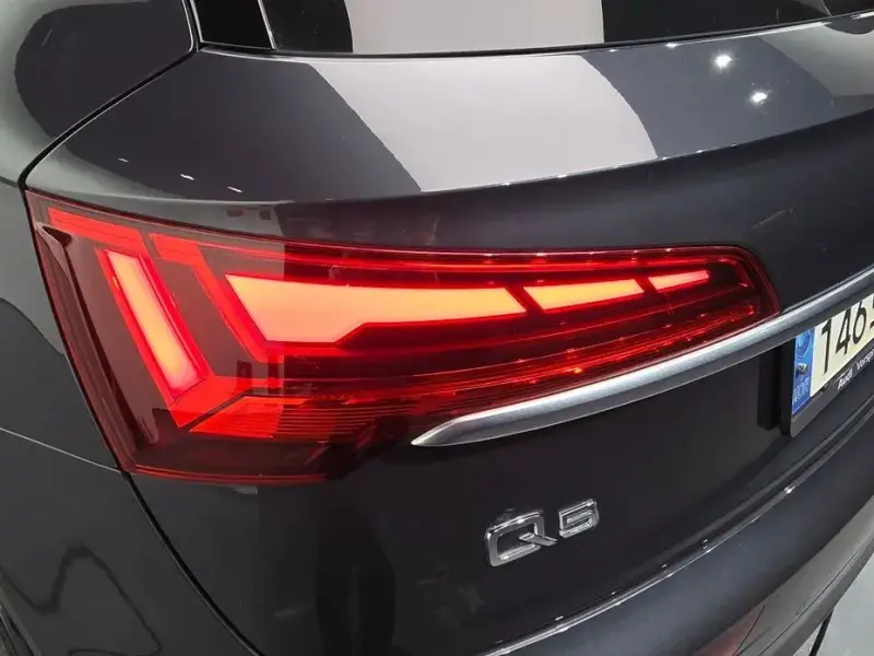 2021 Audi Q5 с пробегом 61 544 км
