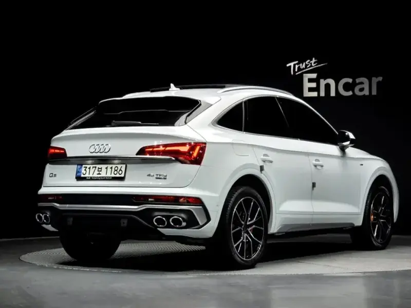 2022 Audi Q5 с пробегом 42 976 км