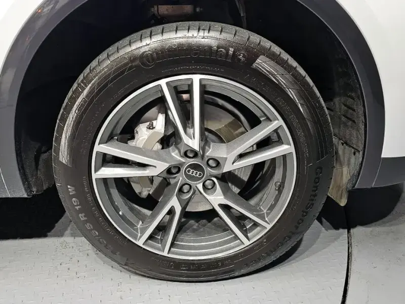 2022 Audi Q5 с пробегом 17 844 км