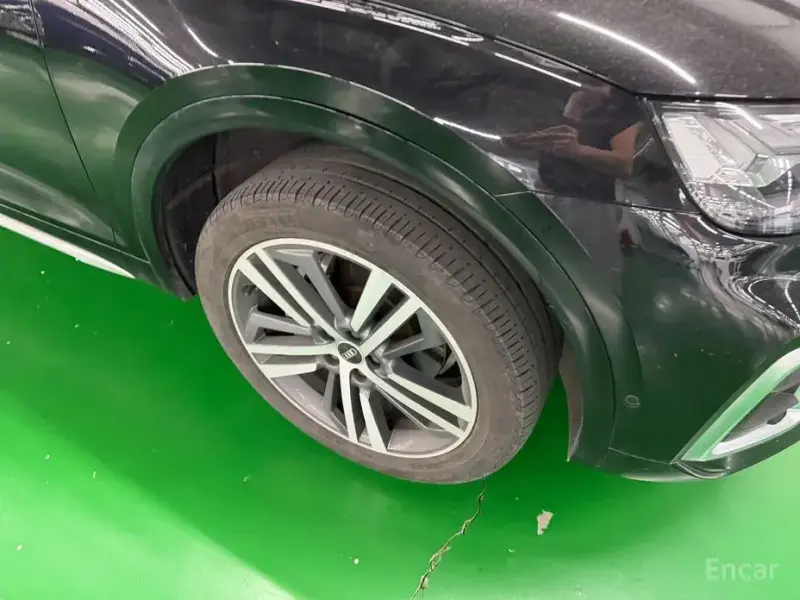 2023 Audi Q5 с пробегом 53 931 км