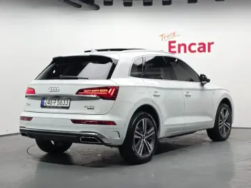 2023 Audi Q5 с пробегом 5 878 км