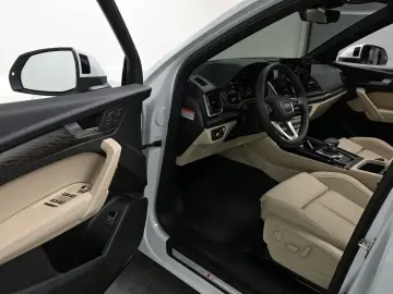 2023 Audi Q5 с пробегом 5 878 км