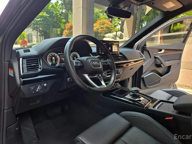 2021 Audi Q5 с пробегом 38 902 км
