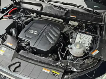 2023 Audi Q5 с пробегом 10 667 км