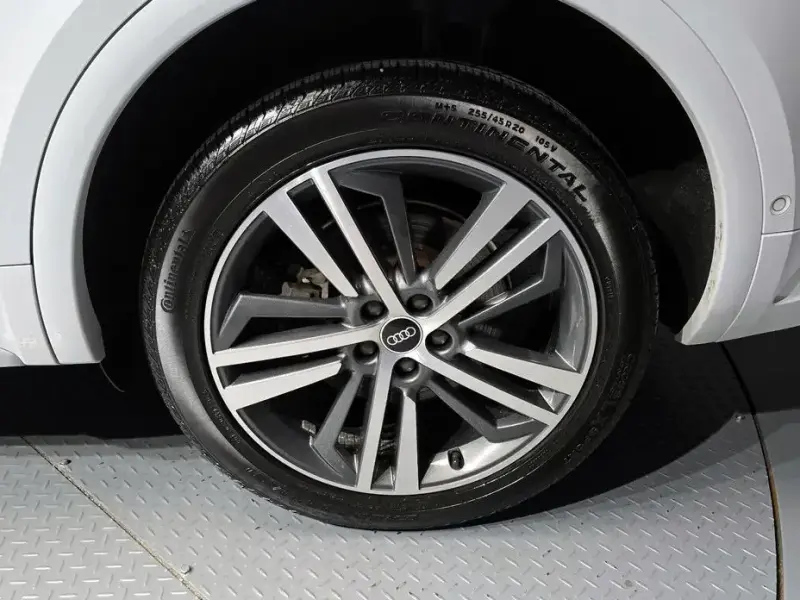 2021 Audi Q5 с пробегом 116 869 км