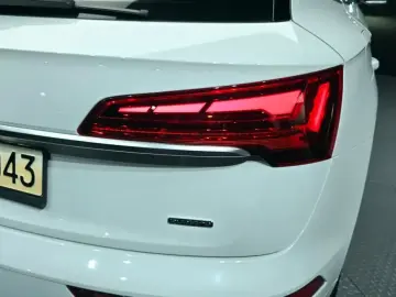 2021 Audi Q5 с пробегом 116 869 км