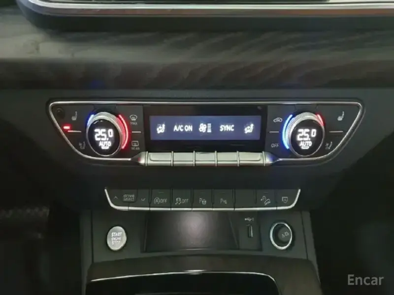 2023 Audi Q5 с пробегом 50 758 км