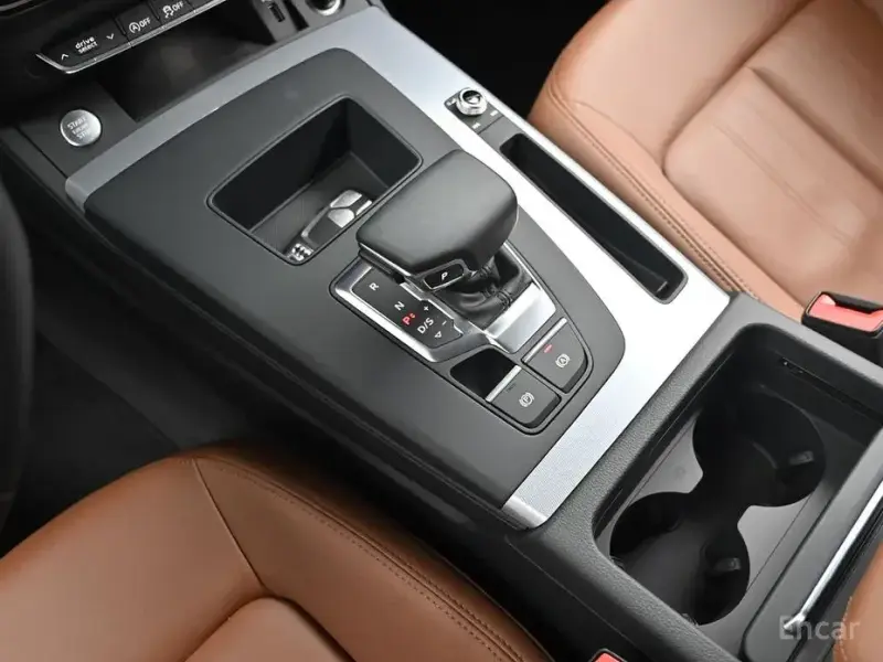 2023 Audi Q5 с пробегом 9 020 км