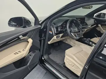 2021 Audi Q5 с пробегом 27 326 км