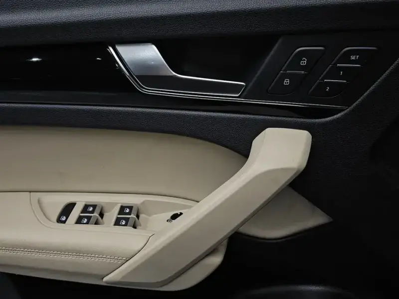 2021 Audi Q5 с пробегом 27 326 км