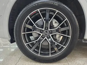 2024 Audi Q5 с пробегом 16 866 км