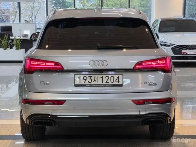 2024 Audi Q5 с пробегом 18 030 км