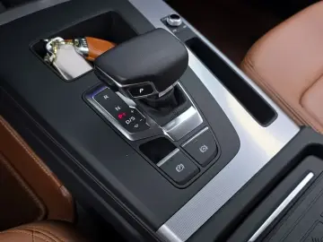 2023 Audi Q5 с пробегом 5 758 км